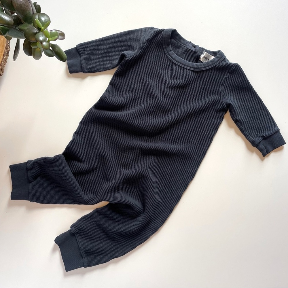all the babies Organic Black Thermal Longsleeve Romper | 2/3